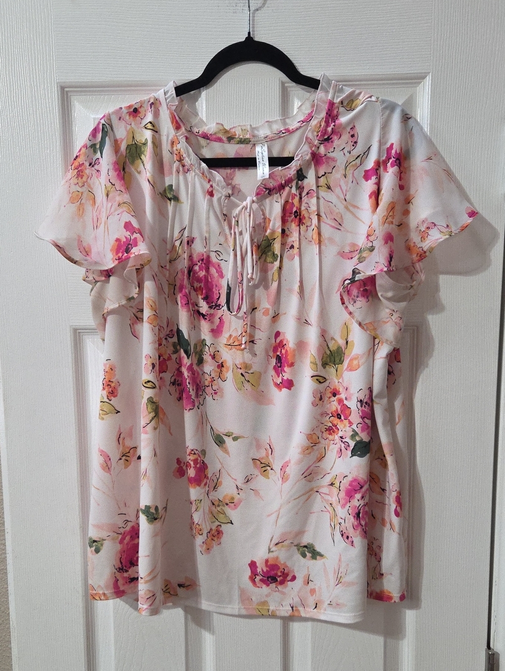 Perseption White Floral Ruffle Sleeve Blouse
